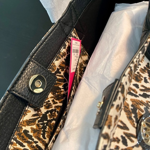 Lilly Pulitzer Winstead Tote - Picture 4 of 4